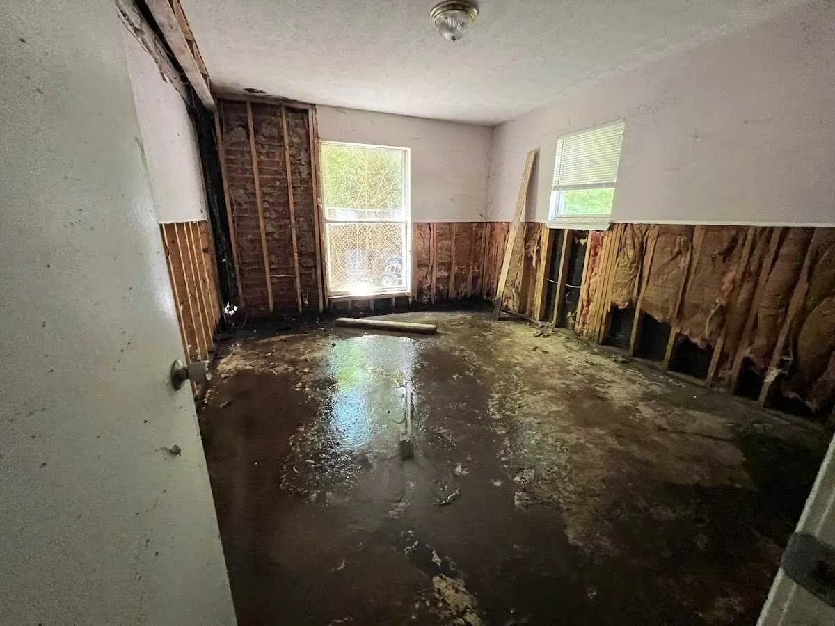 Water Damage Restoration services in Lakeside, VA